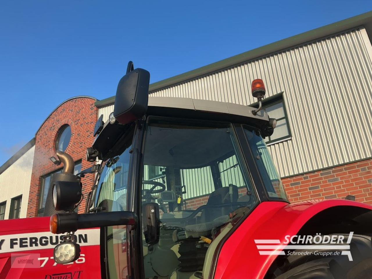 Traktor of the type Massey Ferguson 7726 DYNA-VT | RTK, Gebrauchtmaschine in Lastrup (Picture 15)